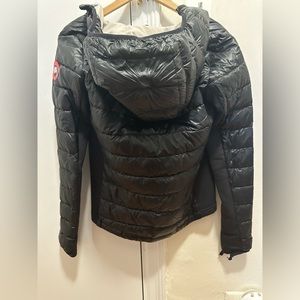 Canada goose down hybridge lite tech hoodie (jacket)
